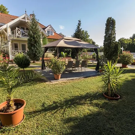 Apartment Dio Balatonboglar