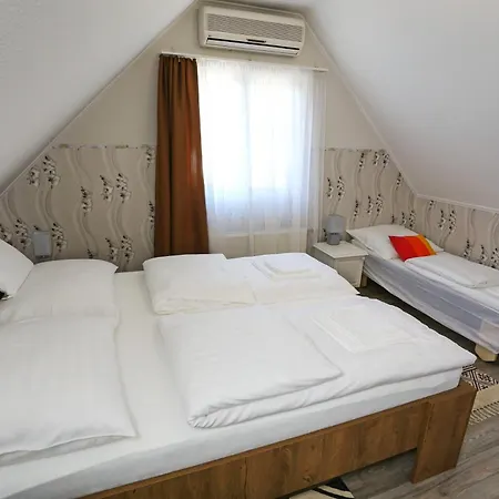 Dio Apartment Balatonboglar