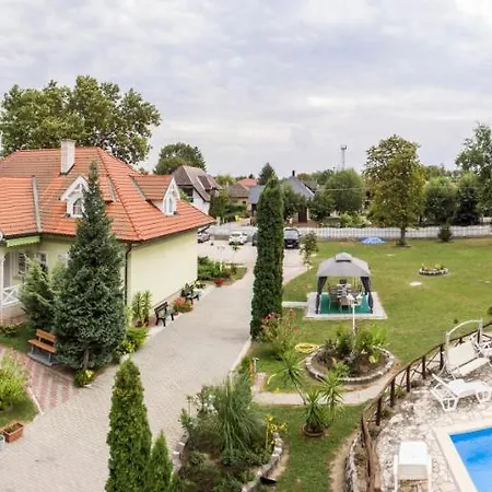 Lägenhet Dio Balatonboglár