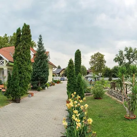 Apartment Dio Balatonboglar